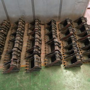 Custom manufacturing mini excavator buckets